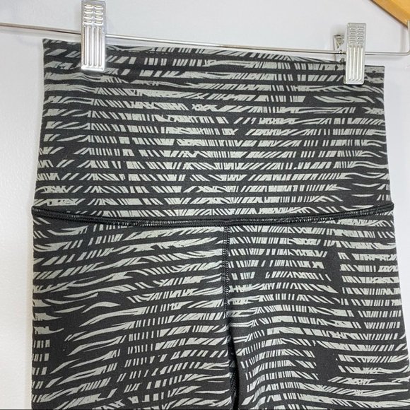 Lululemon Wunder Under Feather Print Crop Leggings - Picture 4 of 9